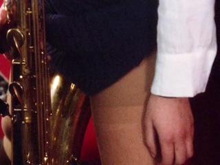 Довел девушку до оргазма саксофоном сцена из фильма полная версия